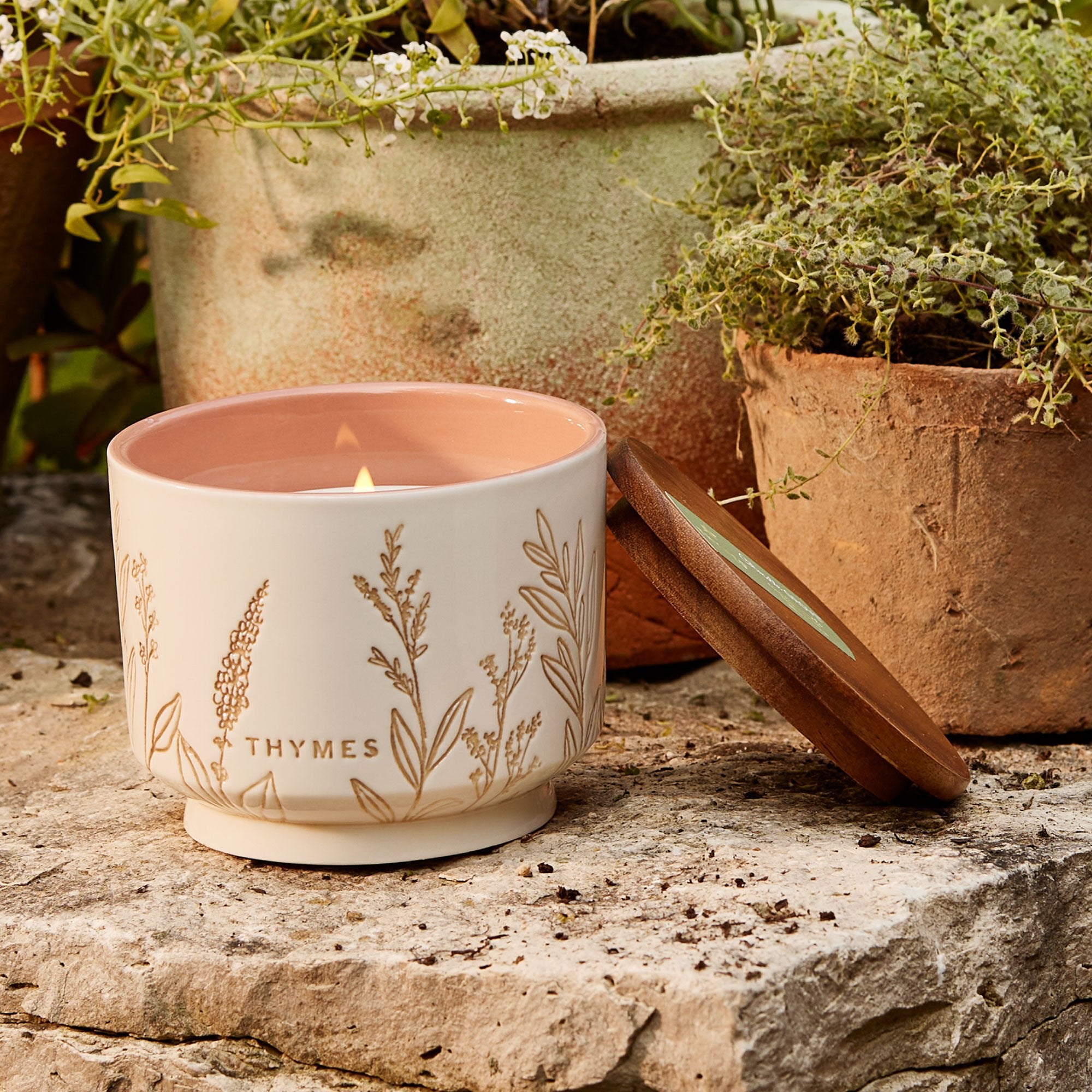 Outdoor Oasis Citronella Grove Medium Candle | Thymes