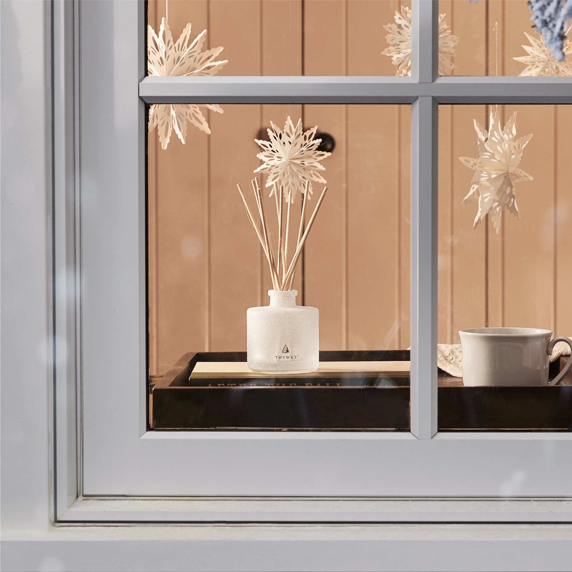 Thymes Frasier Fir Reed Diffuser - Thumbnail 2