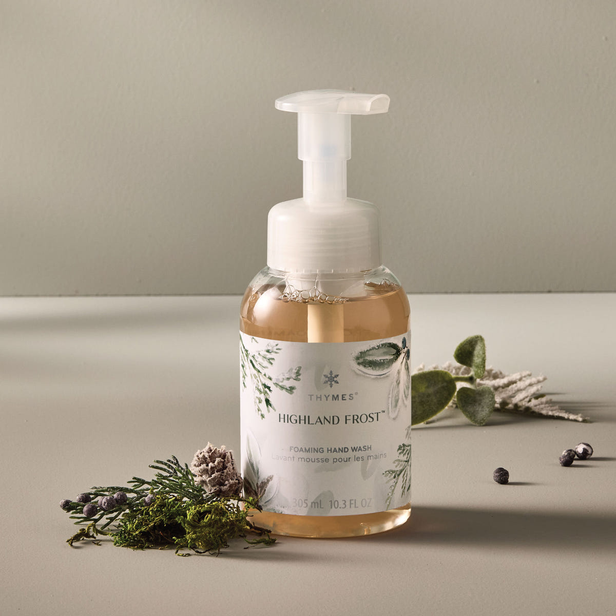 Alternate image of Highland Frost Foaming Hand Wash