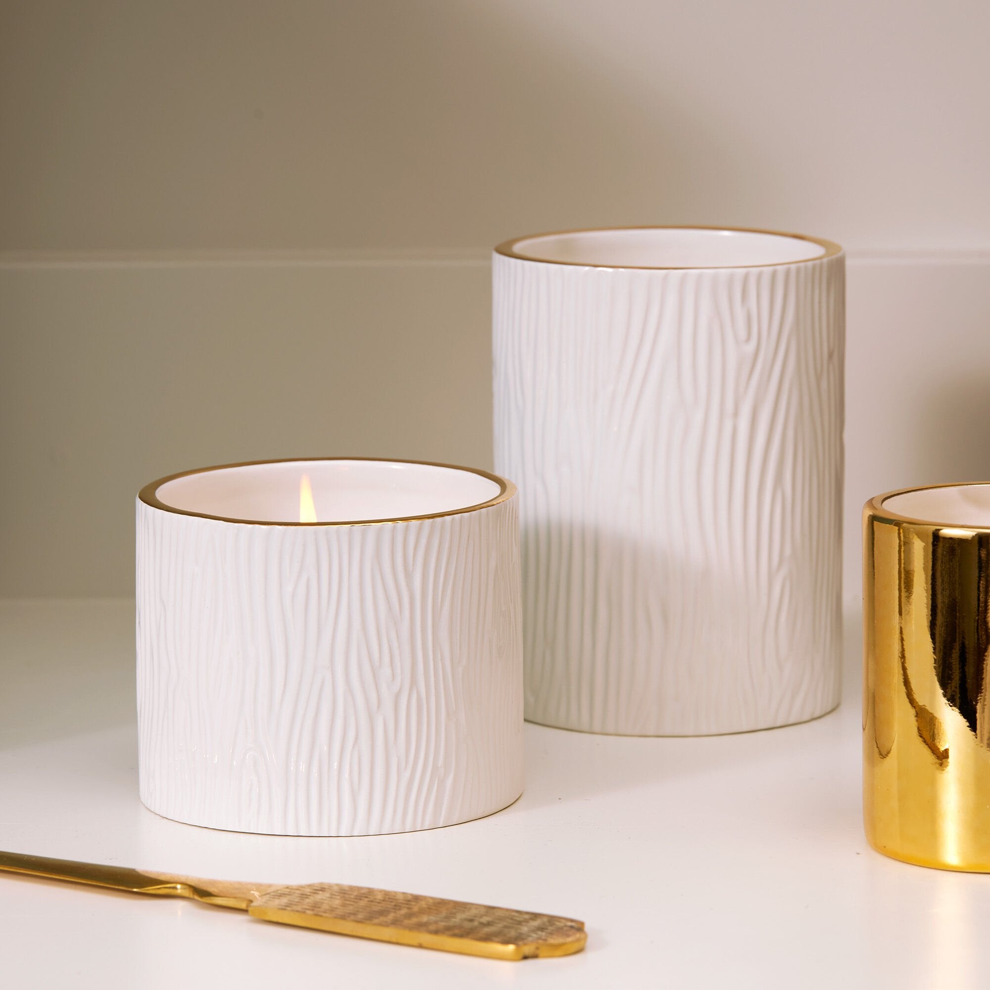 Thymes Frasier Fir Ceramic Candle - Thumbnail 4