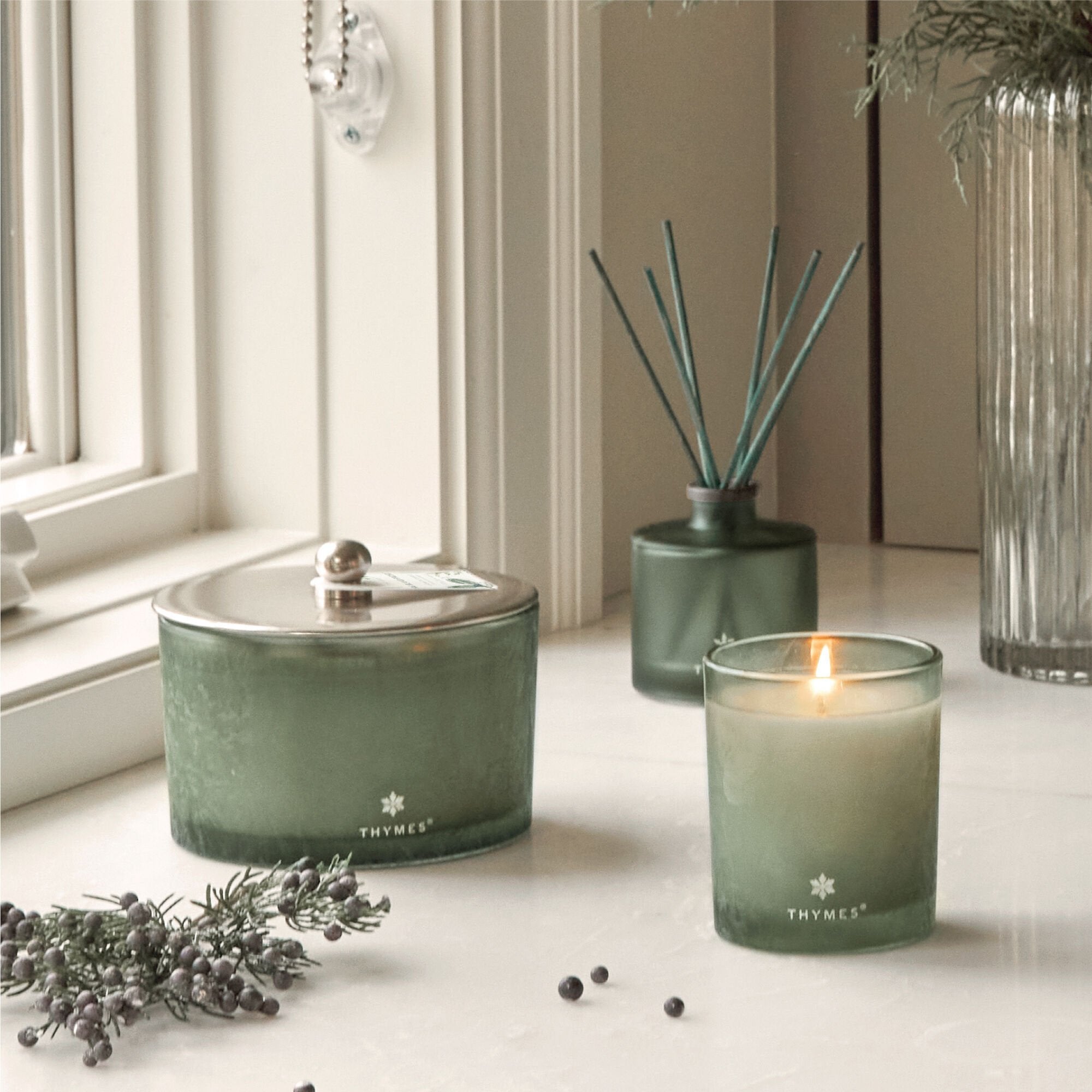 Thymes Highland Frost Candle - Thumbnail 4