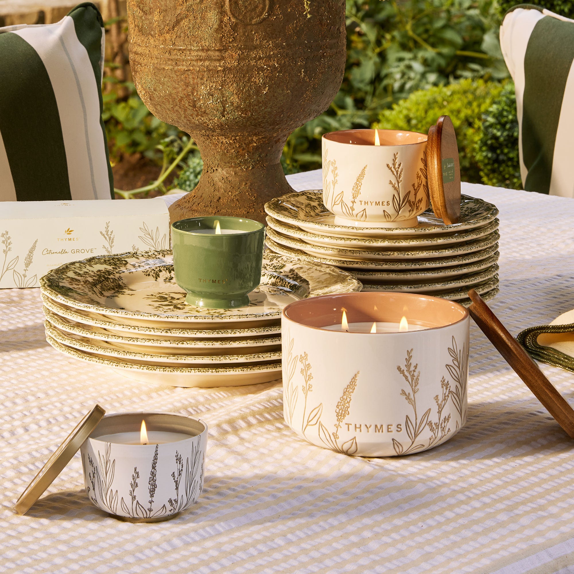 Outdoor Oasis Citronella Grove Large Candle | Thymes