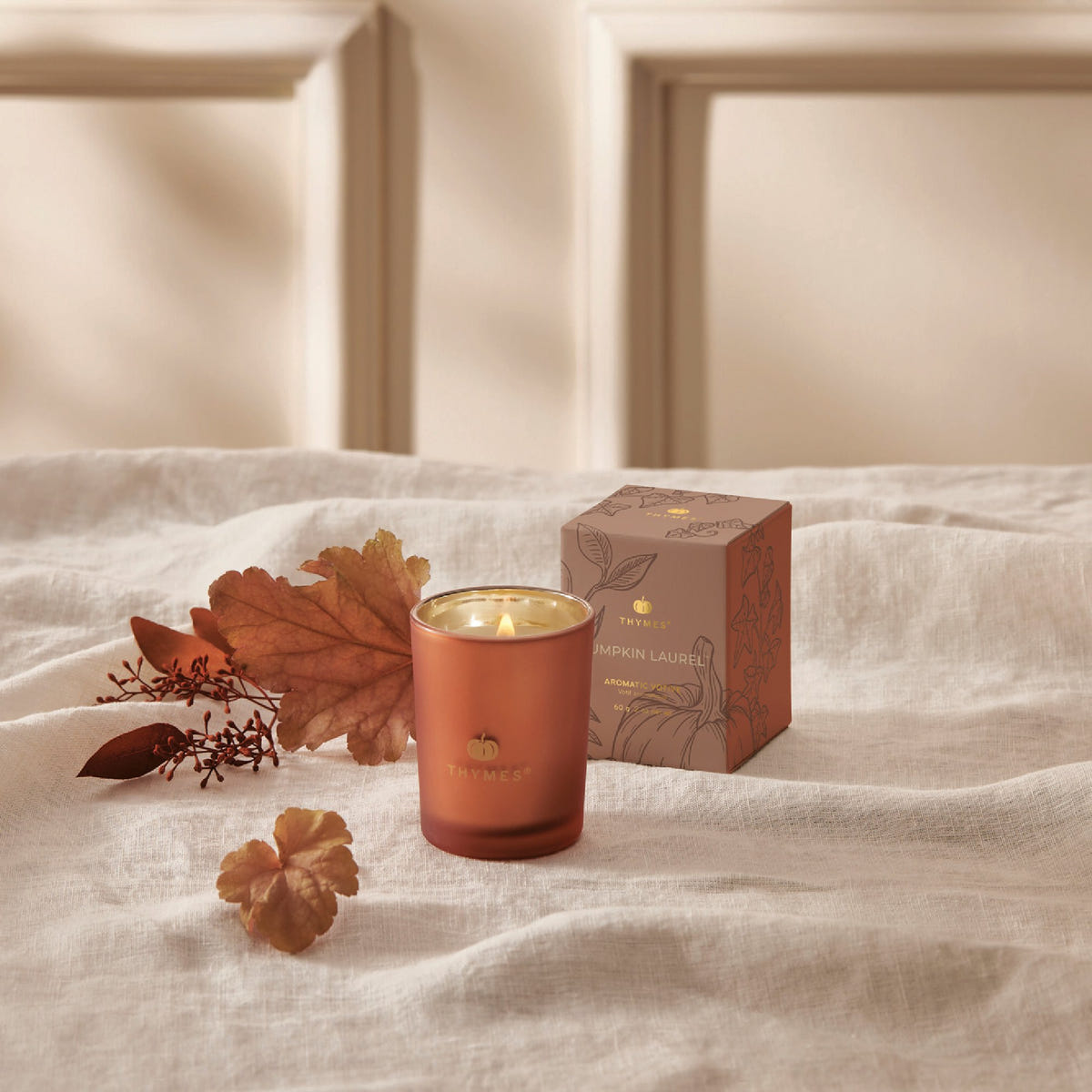Alternate image of thymes-hy23-pumpkin-laurel-votive